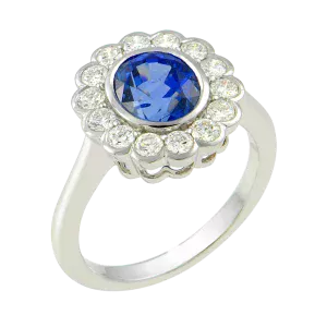 Bague en or blanc ornée d’un saphir Ceylan Bleu Intense